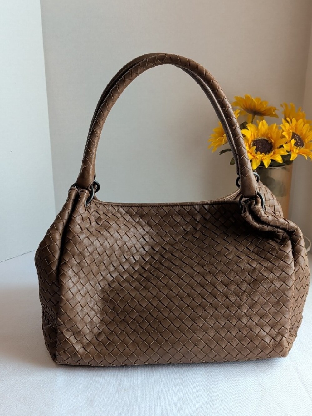 BOTTEGA VENETA Intrecciato Parachute Tote Bag Brown - Picture 3 of 16